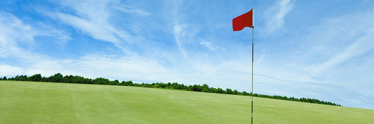 Red flag on a golf green, the official Golimumab Trace & Catch visual
